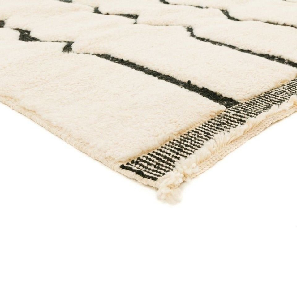 Maria Beige and Black Area Rug