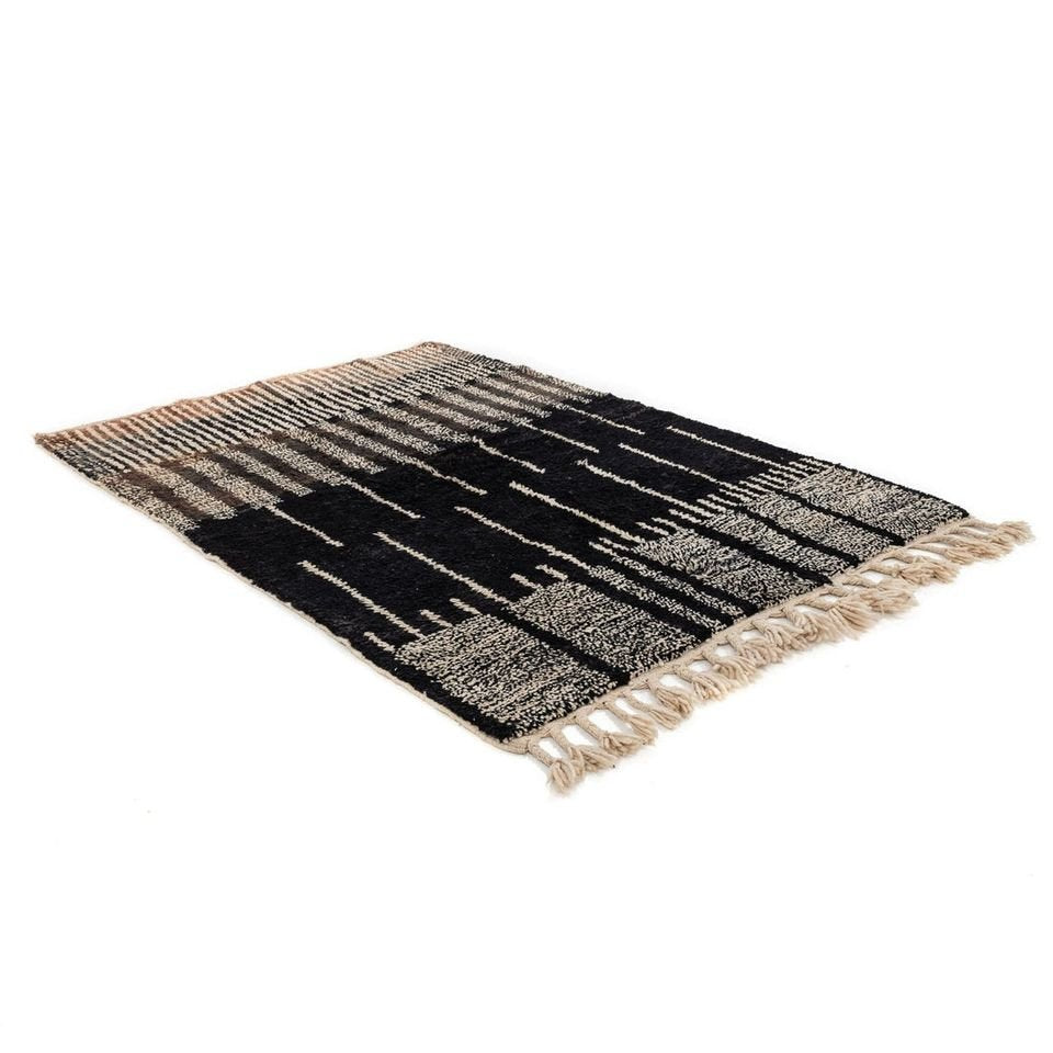 Nivada Black Brown Rug