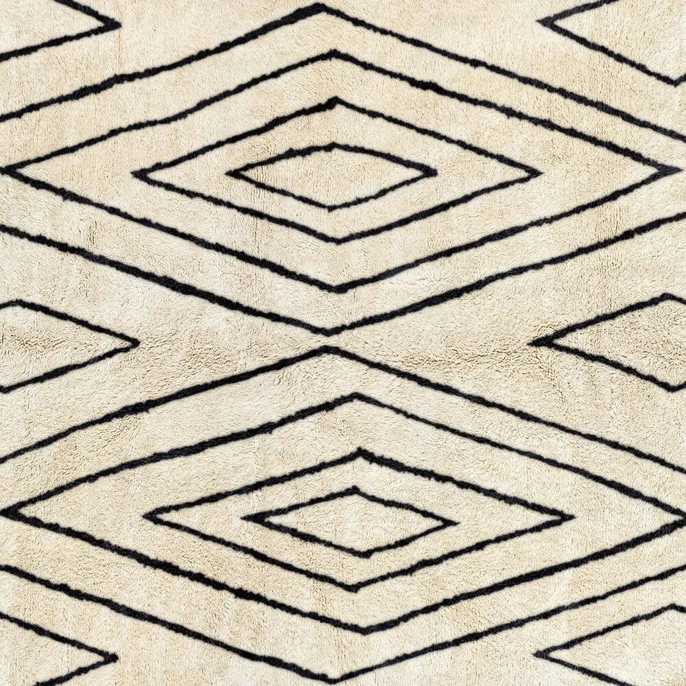 Atlas Moroccan diamond rug