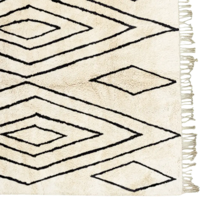 Atlas Moroccan diamond rug