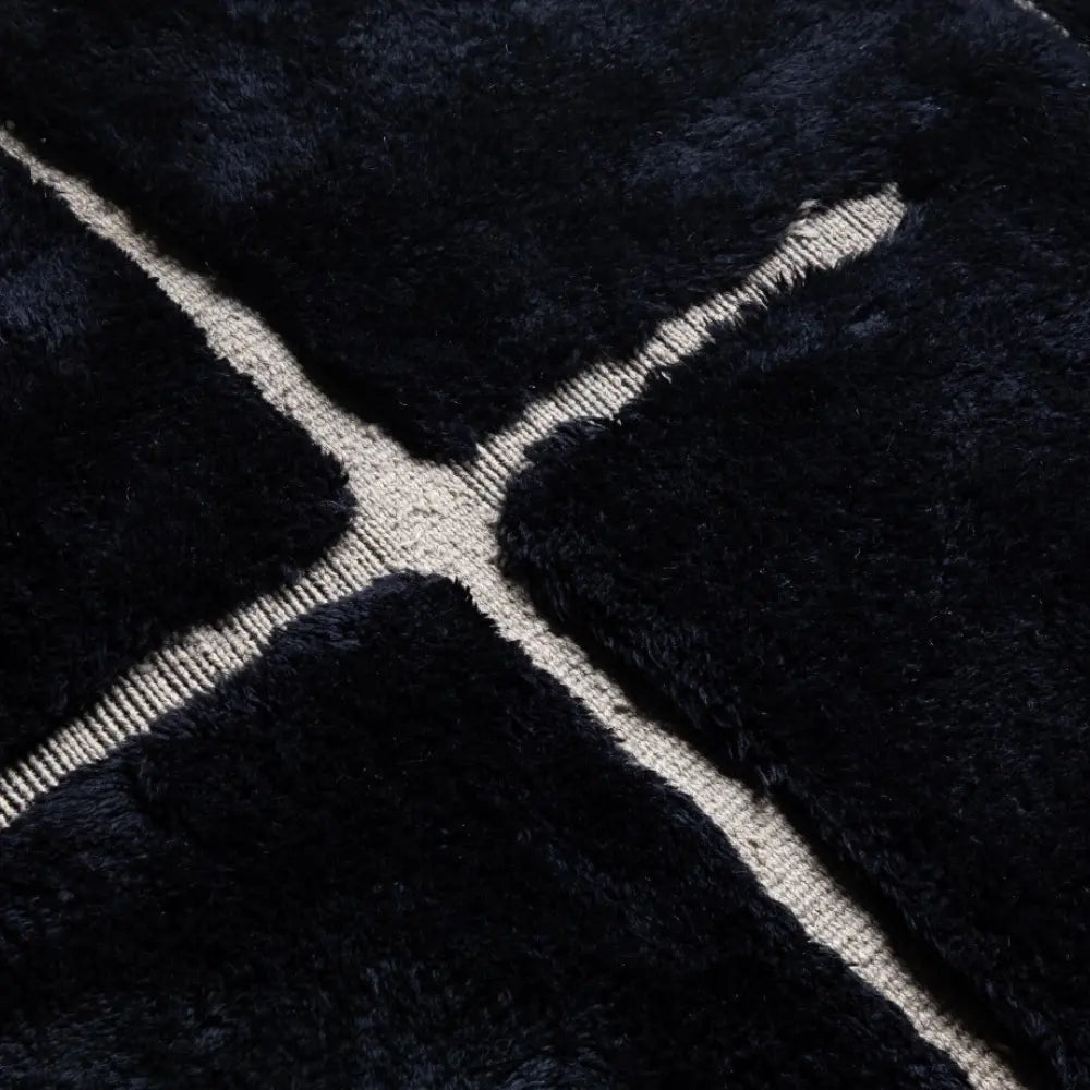 Hidden Stars – Black Abstract Rug