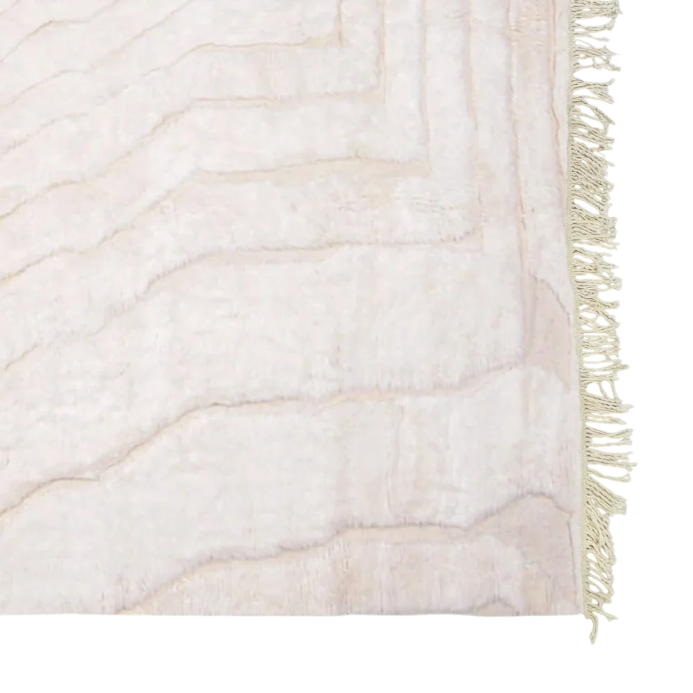 White Mirage – White Moroccan Rug