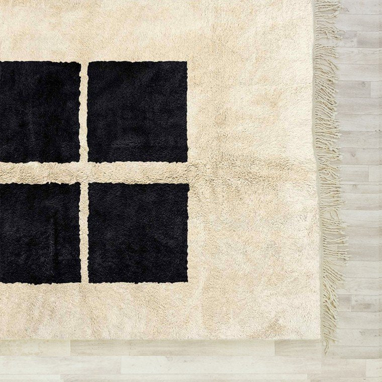 Tazewwut Beige Black Rug